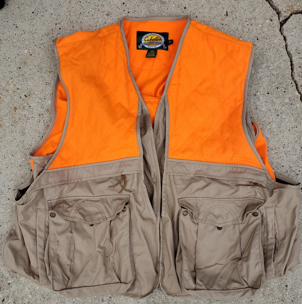 Cabelas Mens hunting vest